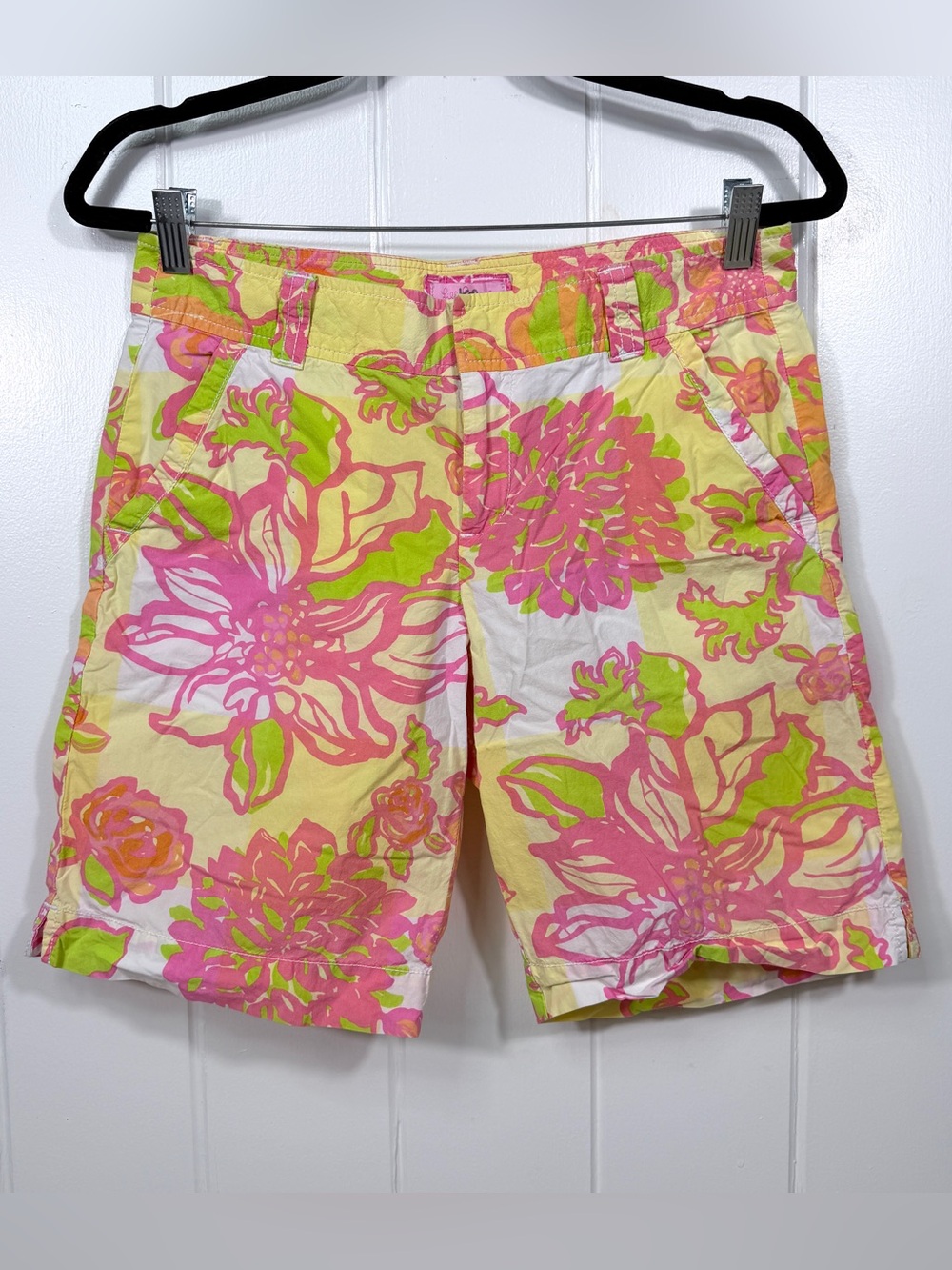 Lilly Pulitzer Resort Fit Linen Floral Bermuda Shorts